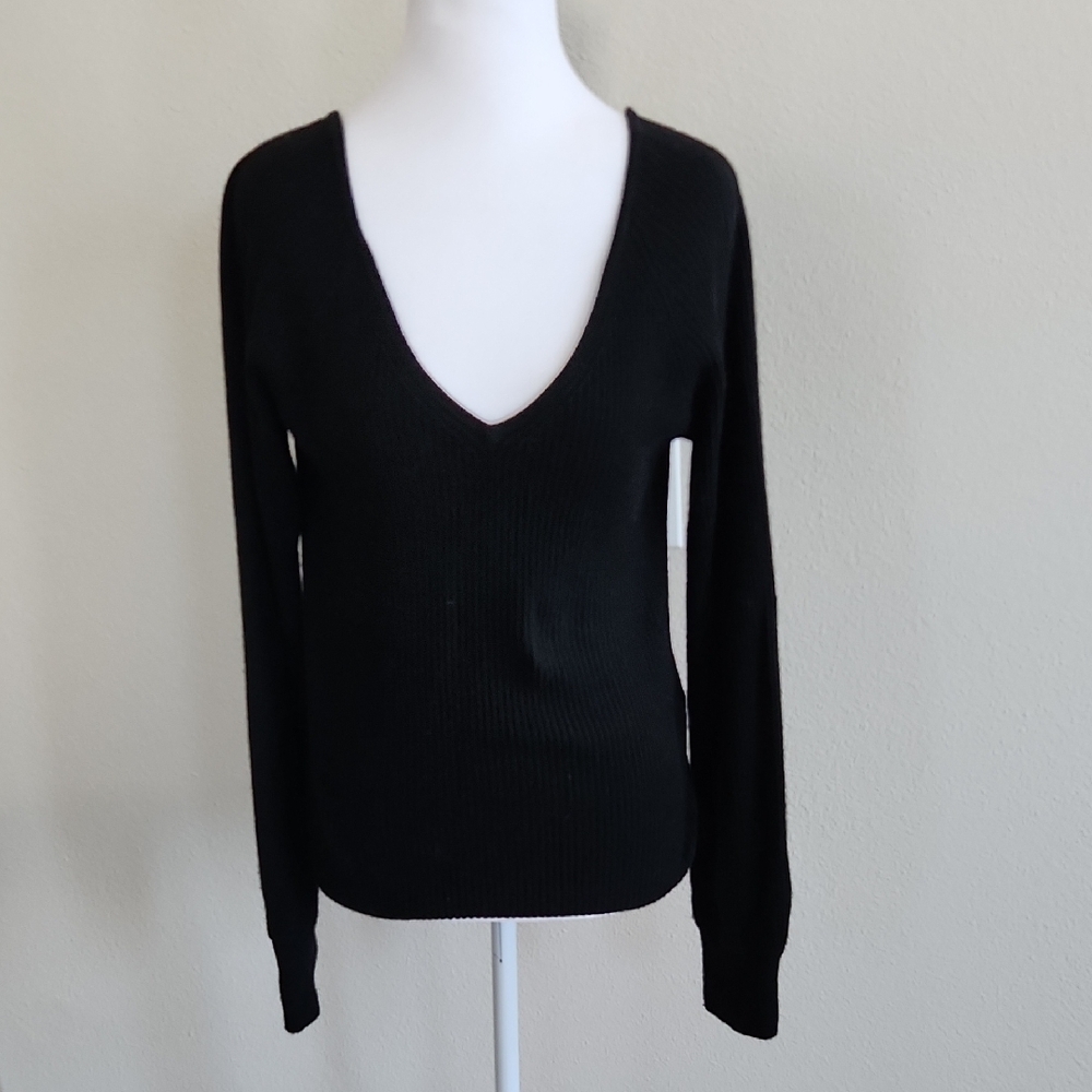 Madewell Black V-Neck Women's Sweater